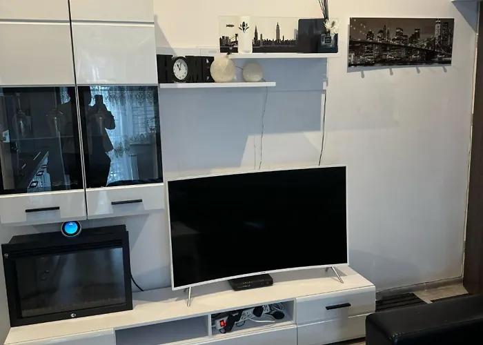 Smart-apt Comfortable In The Center Of דירה